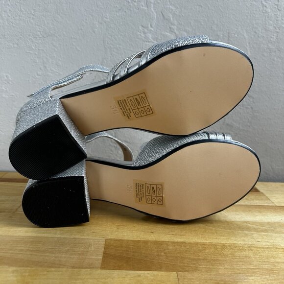 Touch Ups Benjamin Walk Silver Sparkly Foster Block Heel Sandal Size 5 NEW - Picture 8 of 11